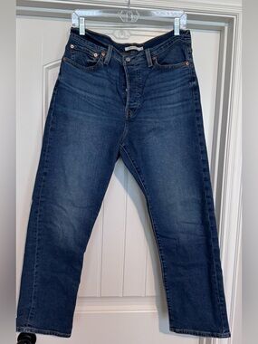 Levi's Wedgie Straight Leg Jeans